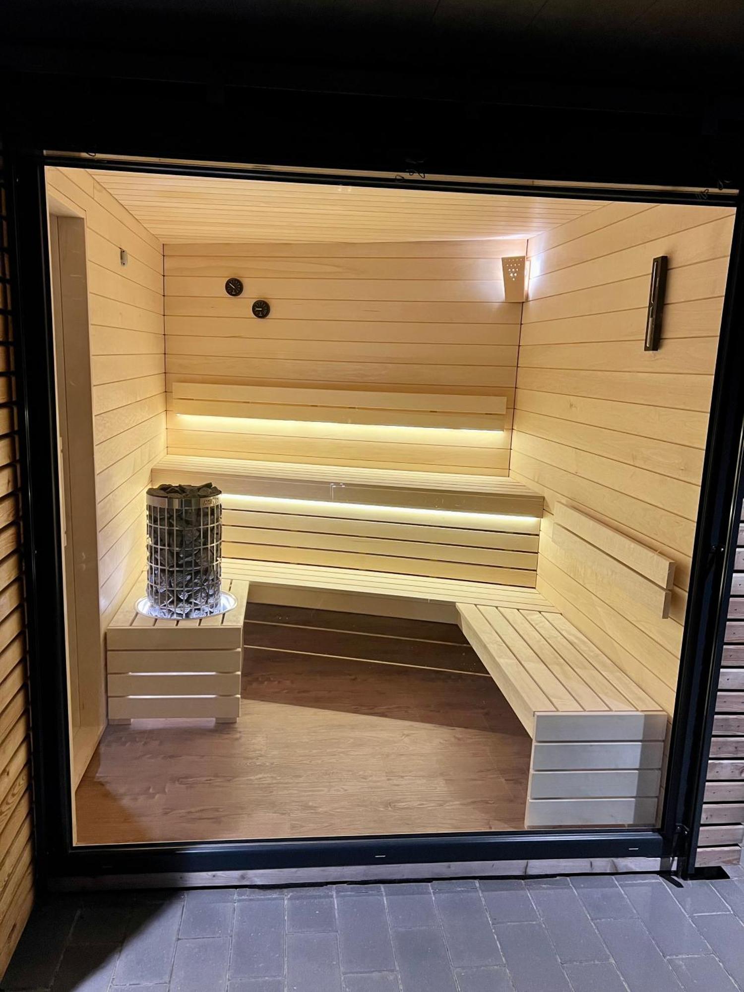 Schoenes Ferienhaus Mit Sauna Am Harkebruegger See In Der Naehe Von Oldenburg Barssel  Exteriér fotografie